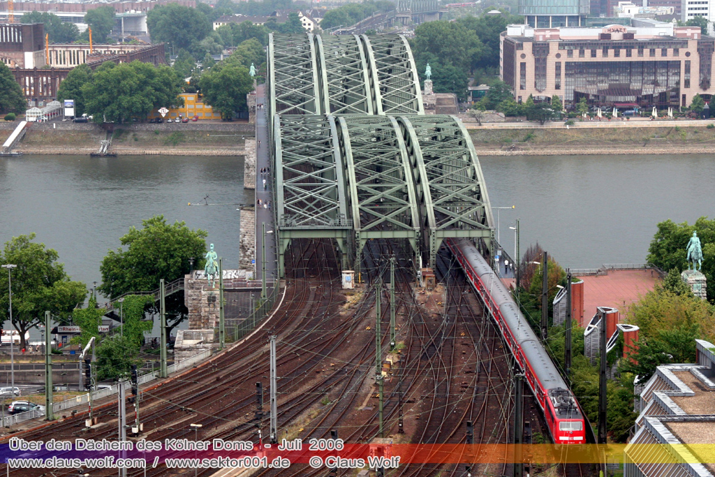 &Uuml;ber den D&auml;chern des K&ouml;lner Doms