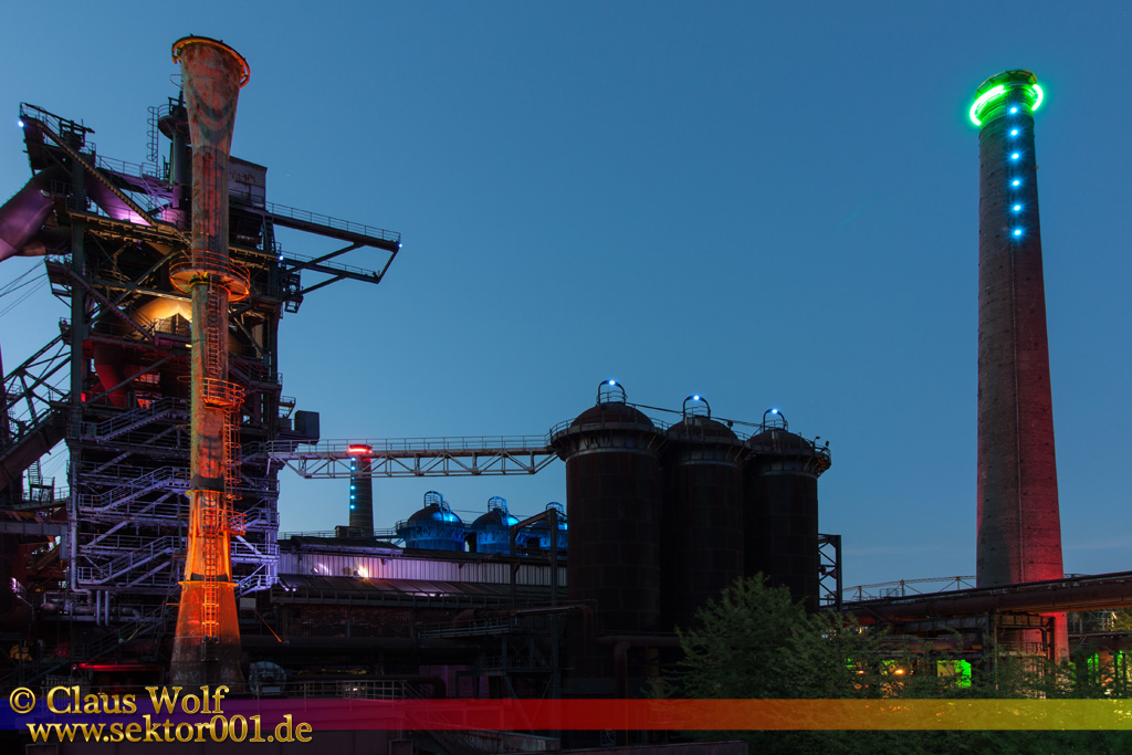 Der Landschaftspark Duisburg-Nord, oder kurz LaPaDu ist ein etwa 180 Hektar gro�er Landschaftspark rund um ein stillgelegtes H�ttenwerk in Duisburg-Meiderich, der im Rahmen der Internationalen Bauausstellung Emscher Park entstand.