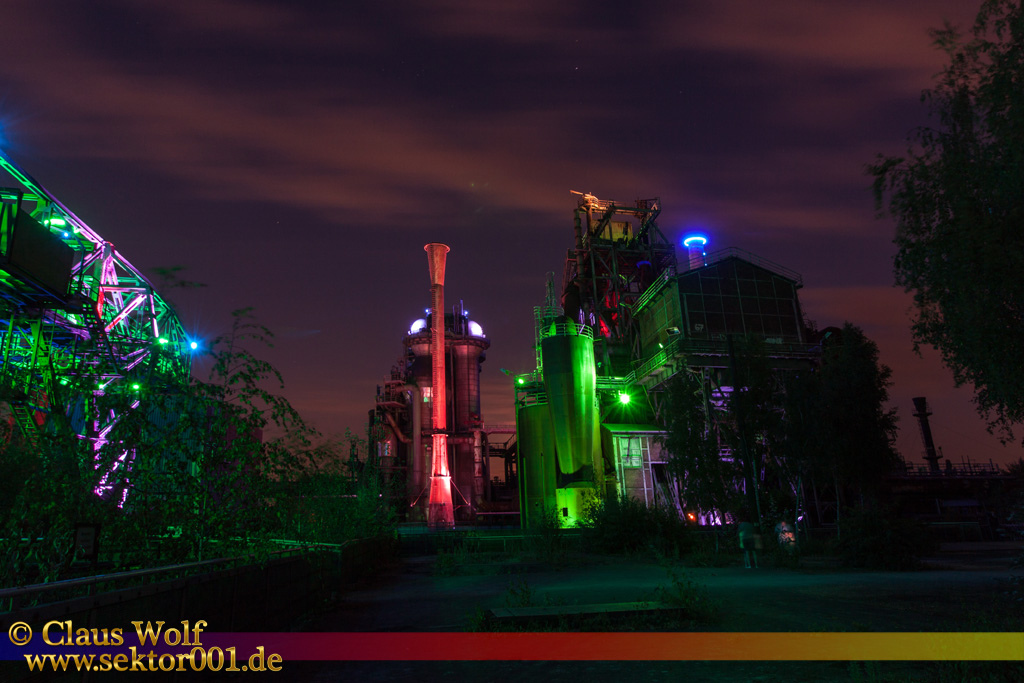 Der Landschaftspark Duisburg-Nord, oder kurz LaPaDu ist ein etwa 180 Hektar gro�er Landschaftspark rund um ein stillgelegtes H�ttenwerk in Duisburg-Meiderich, der im Rahmen der Internationalen Bauausstellung Emscher Park entstand.