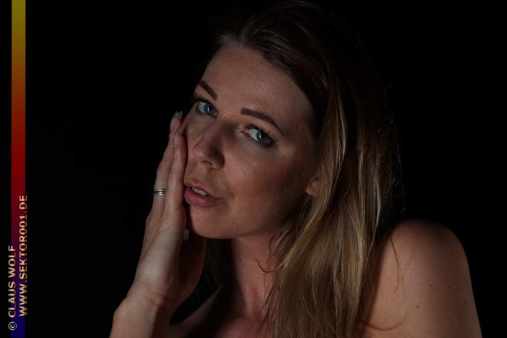 People, Portrait, Fashion, Bodypainting, Studio oder Outdoor - &nbsp; Model Kristin Roca, Low &amp High Key im Studio Lichtblicke in Remagen &nbsp;